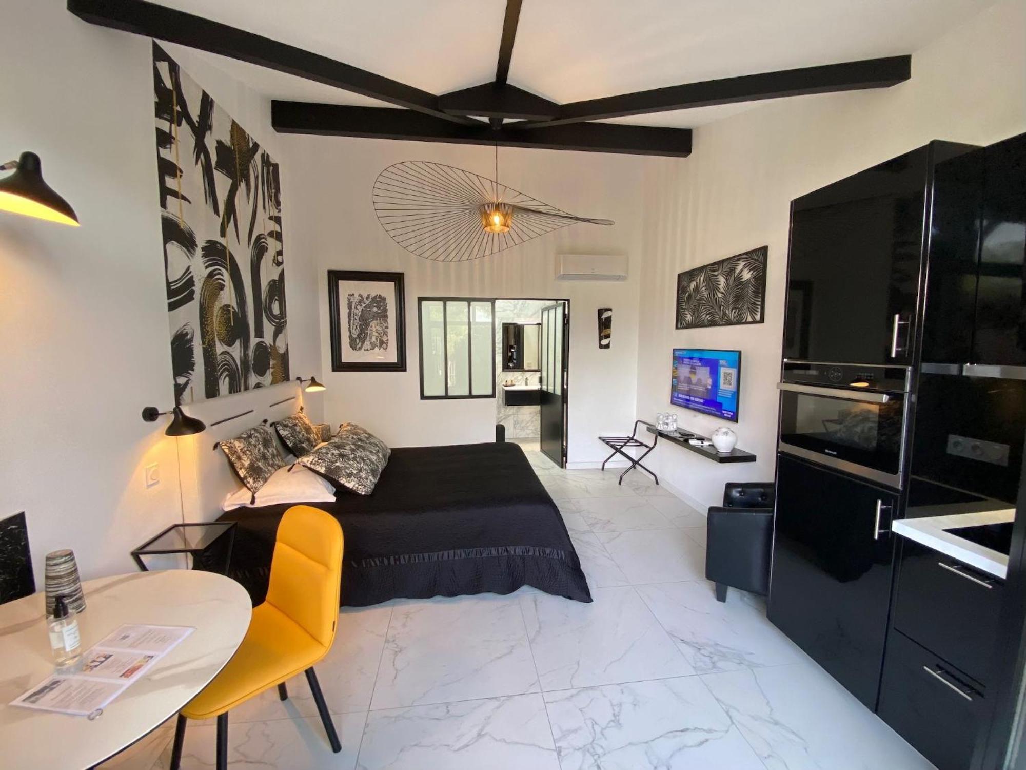 Les Du Bassin D'arcachon: Luxe With Gourmet Breakfast Guest house Gujan-Mestras